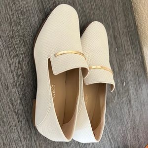 Clarks loafers Pure Viola Trim, white, size 7